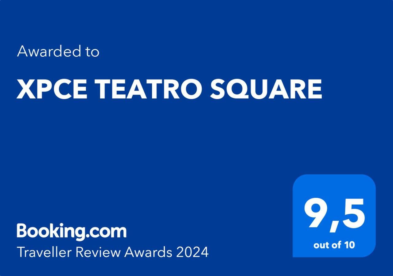 マラガXpce Teatro Squareアパートメント エクステリア 写真
